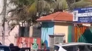 कांके: रांची स्थित हिनू दफ्तर में पूर्व सीएम हेमंत सोरेन से ईडी की टीम कर रही है पूछताछ, पांच दिनों का मिला है रिमांड