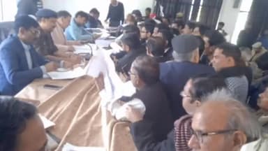 फूलपुुर: तहसील फुलपुर में SDM की अध्यक्षता में समाधान दिवस हुआ आयोजित, 242 प्रार्थना पत्रों में 1 भी मामले का नहीं हुआ निस्तारण