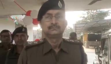 बाजपट्टी: पदभार संभालते ही बाजपट्टी थाना पहुंचे पुपरी के नए एसडीपीओ अतनु दत्ता