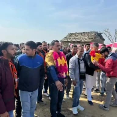 संधोल: प्रदेश भाजपा मीडिया सहप्रभारी रजत ठाकुर ने प्रदेश की कांग्रेस सरकार को घेरा कहा जनता को दी झूठी गांरटी नहीं हुई पूरी