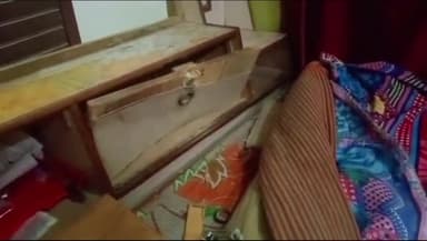 बहराइच: वजीरगंज इलाके से वैष्णो देवी के दर्शन को गया था परिवार, चोरों ने घर से नकदी समेत लाखों का सामान चुराया