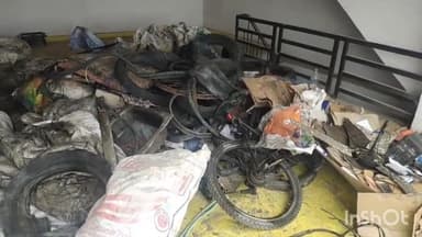 करनाल: रांवर रोड अनमोल गार्डन के आगे दुकान में  लाखों के सामान की चोरी कर आग लगाई।