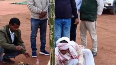 कांके: मोरहाबादी मैदान में चार फरवरी को होने वाली आदिवासी एकता महारैली को लेकर किया गया भेलवाफाड़ी अनुष्ठान