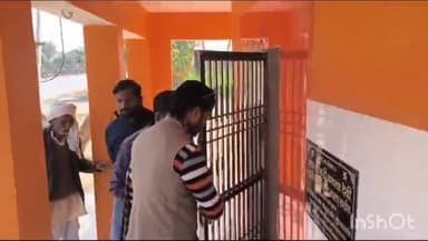 मैनपुरी: कोतवाली क्षेत्र में मंदिर का ताला तोड़कर दानपात्र, मंदिर में रखी नगदी व अन्य समान चोरों ने किया चोरी।