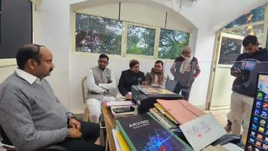 शाहजहांपुर: भाजपा सांसद अरुण कुमार सागर ने अपने साउथ सिटी स्थित आवास पर की जनसुनवाई