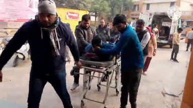 मैनपुरी: एलाऊ थाना क्षेत्र में अनियंत्रित होकर बाइक फिसलने से बाइक सवार हुआ घायल, जिला अस्पताल में उपचार जारी