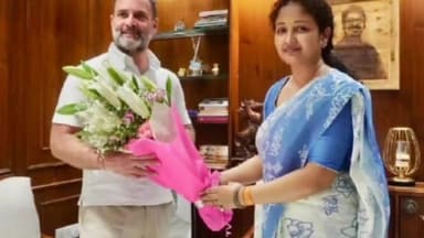 कांके: कांके रोड स्थित पूर्व सीएम हेमंत सोरेन आवास पहुंचकर राहुल गांधी ने कल्पना सोरेन से की मुलाकात