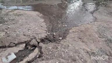 पोकरण: एमबीवेलहेड वर्क से कोरिया बस जाने वाली मुख्य पेयजल लाइन हुई लिकिज होने से व्यर्थ बहा  हजारों लीटर मीठा पानी