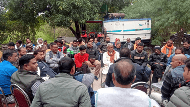 मोहनलालगंज: असामाजिक व्यक्ति को मंडल अध्यक्ष बनाए जाने पर मोहनलालगंज मंडल के सभी बूथों के पदाधिकारियों ने दिया सामूहिक इस्तीफा