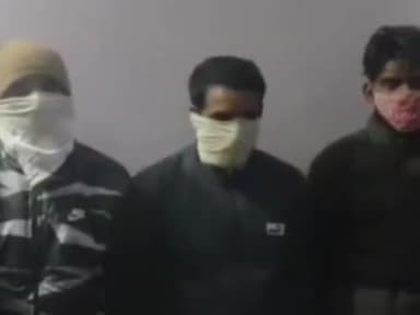 गाज़ियाबाद: इंदिरापुरम पुलिस ने नीतिखंड क्षेत्र के 3 स्पा सेंटरों में मारा छापा, दो मैनेजर समेत 17 लोग पकड़े