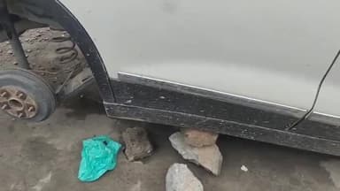 करनाल: रणबीर हुड्डा पार्क के आगे मुगल कैनाल रोड पर खड़ी गाड़ी के चारों टायर हुए चोरी