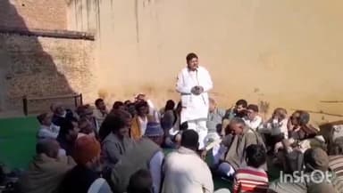 मुज़फ्फरनगर: गांव नगला राई में भाकियू नेता के नेतृत्व में पंचायत कर बाढ़ से ग्रस्त किसानों को मुआवजा दिलाए जाने की उठाई गई मांग