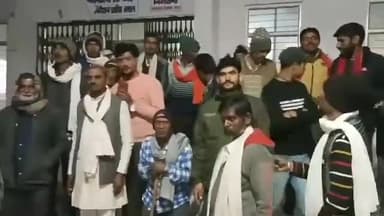 पन्ना: ककरहटा में खाद्य विभाग के संरक्षण में गरीबों का राशन हड़प रही महिला सेल्समैन ग्रामीणों ने कलेक्टर से लगाई मदद  की गुहार।