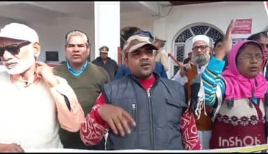 मुरादाबाद: ऑल इंडिया किसान खेत मजदूर संगठन ने अंबेडकर पार्क से कलेक्ट्रेट तक भूमि बचाओ मार्च निकालकर किया प्रदर्शन