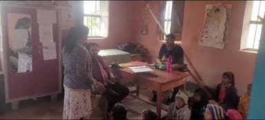 करपी: प्राथमिक विद्यालय खलिलपुरा का मुखिया ने किया औचक निरीक्षण दी दिशा-निर्देश