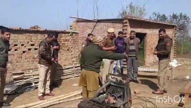 डिबाई: नरोरा के पिलखना में बंद मकान का ताला तोड़कर हजारों को चोरी, जांच पड़ताल में जुटी पुलिस