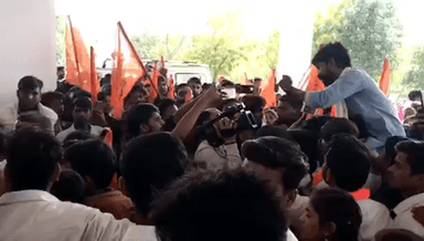 सिंगरौली: अखिल भारतीय विद्यार्थी परिषद ने अपनी विभिन्न मांगों को लेकर कलेक्टर को सौंपा ज्ञापन इंतजार करने पर छात्रों ने किया जमकर हंगामा