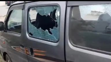 चित्तौड़गढ़: प्रताप नगर क्षेत्र में अज्ञात बदमाशों ने बीती रात को घर के बाहर खड़ी कार के फोड़े शीशे