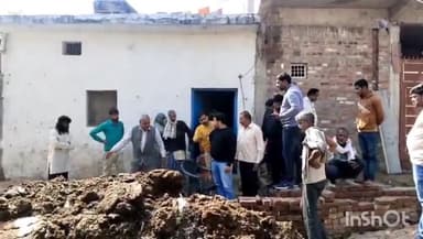 छिबरामऊ: अतिराजपुर में सरकारी जमीन पर कब्जा करने को लेकर दो पक्ष हुए आमने-सामने, मौके पर पहुंची पुलिस जांच में जुटी