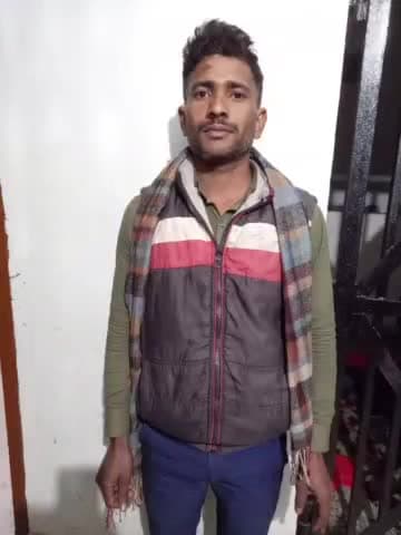 राघोपुर: राघोपुर थाना की पुलिस ने रामपुर श्यामचंद पंचायत से गांजा तस्करी के मामले में फरार चल रहे एक आरोपित को किया गिरफ्तार