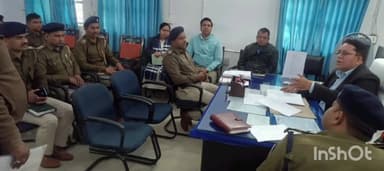 शिवहर: एसडीएम कार्यालय में एसडीएम व एसडीपीओ ने सभी थाना अध्यक्ष, सीओ व राजस्व अधिकारी के साथ किया बैठक, दिए कई दिशा निर्देश