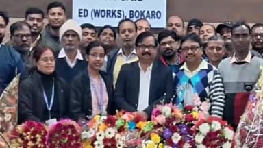 चास: बोकारो स्टील प्लांट कार्यालय में नवचयनित निदेशक से इंटक के पदाधिकारियों ने मजदूरों की समस्या को लेकर की मुलाकात