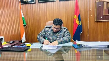 कन्नौज: एसपी अमित कुमार आनंद ने कार्यालय में लगाया जनता दरबार, फरियादियों की समस्याओं को निस्तारित करने का आदेश दिया।