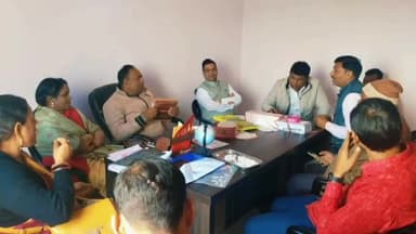 संदेश: बामपाली स्थित बीजेपी कार्यलय में बीजेपी नेताओं ने बैठक का आयोजन किया