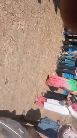 टुंडा हो ली गांव के किसानों को परिमल फाउंडेशन के द्वारा खेती के करने का तरीका एवं उसमें होने वाले  बारे में जानकारी दी