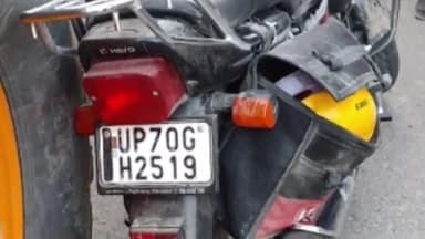 करछना: सड़वा पावर हाउस के पास सड़क किनारे खड़ी क्रेन से टकराकर बाइक सवार युवक गंभीर रूप से हुआ घायल, अस्पताल में उपचार जारी