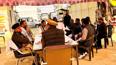 मोहनलालगंज: थाना गोसाईगंज में समाधान दिवस के अवसर पर अफसरों ने सुनी फरियादियों की शिकायतें