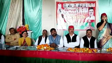 रसूलाबाद: रसूलाबाद में संविधान बचाओ पीडीए की हुई बैठक, कार्यकर्ताओं सहित बड़ी संख्या में लोग रहे मौजूद