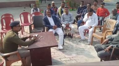 टनकुप्पा: सरस्वती पूजा को लेकर रविवार को थाना कैंपस में शांति समिति की बैठक, थानाध्यक्ष ने दिए निर्देश।