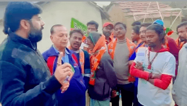 जामताड़ा विधानसभा के बुथ संख्या 336 में गाँव चलो अभियान के तहत जनसंपर्क।
#गाँव_चलो_अभियान
#Abki_baar_400Par