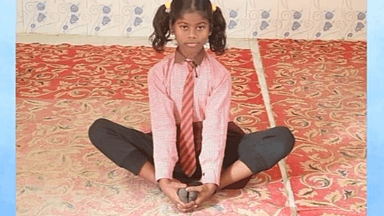 मोहनलालगंज: मिशन शिक्षण संवाद समूह के तहत गुमानीखेड़ा में छात्रों को कराया गया योग