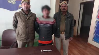 मिलक: मिलक : पुलिस ने पेगुपुरा गाँव से एक युवक को अवैध चाकू के साथ गिरफ्तार करके किया कोर्ट में पेश कोर्ट ने आरोपी को भेजा जेल