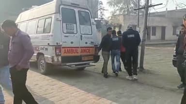 इकौना: जेतवन इंटर कॉलेज के पास साइकिल सवार को चार पहिया वाहन ने मारी टक्कर हुआ घायल