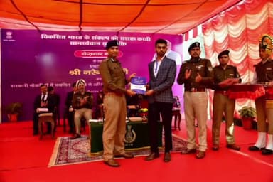 पंचकूला: आईटीबीपी सेक्टर-26 में रोजगार मेले के तहत महानिरीक्षक आईटीबीपी द्वारा अभ्यर्थियों को नियुक्ति पत्र किए गए वितरित