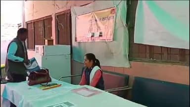 मौदहा: मौदहा कस्बे के सामुदायिक स्वास्थ्य केन्द्र में स्कूल हेल्थ एण्ड वेलनेस प्रशिक्षण का किया गया आयोजन