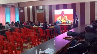 सिराथू: प्रधानमंत्री द्वारा लखनऊ से आयोजित होने वाली चौथी ग्राउंड ब्रेकिंग सेरेमनी का सिराथू तहसील में देखा गया सीधा प्रसारण