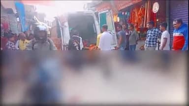 सिराथू: शीतलाधाम में मंदिर मार्ग पर दो युवकों मे हुवे बवाल में एक ने दूसरे को किया लहूलुहान भेजा गया अस्पताल