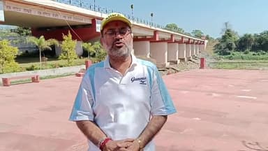 मुख्यमंत्री के सिद्ध स्थल बाढ़ वाले श्री गणेश मंदिर के पास बेतवा नदी की बदहाली देखिए