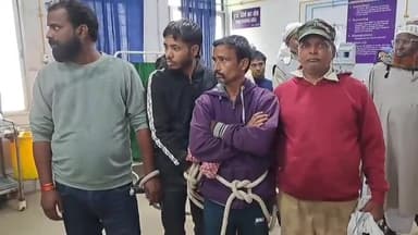 जमुई: विसर्जन के दौरान दो पक्षों के बीच हुए मारपीट मामले में गिद्धौऱ थाना की पुलिस ने 7 लोगों को किया गिरफ्तार,भेजा जेल