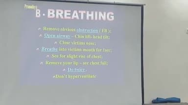 कानपुर: IMA के डॉक्टर द्वारा पुलिस कर्मियों को किया गया प्रशिक्षित