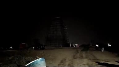 इटावा: सदर इलाके में बन रहे केदारेश्वर मंदिर में देर रात सांसद डिम्पल यादव ने पहुंचकर पूजा अर्चना की,चाचा शिवपाल यादव मौजूद रहे