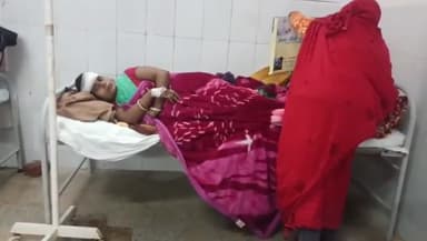 जमुई: चौकी गांव में छत से गिरकर एक महिला हुई घायल, सदर अस्पताल में कराया गया भर्ती