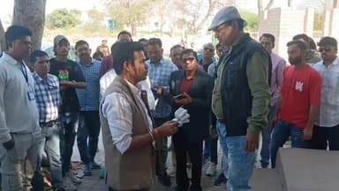 चित्तौड़गढ़: जिला कलेक्टर आलोक रंजन ने दुर्ग का किया निरीक्षण; व्यवस्थाओं को लेकर अधिकारियों से की चर्चा, दिए निर्देश