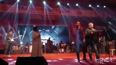 आगरा: शिल्पग्राम स्थित ताज महोत्सव में बॉलीवुड गायिका मधुश्री भट्टाचार्य ने दी प्रस्तुति,हिट्स गानों पर जमकर झूमे श्रोतागण