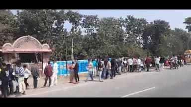 साहेबपुर कमाल: भुजंगी उषा इंटर महाविद्यालय में आज छठे दिन भी मैट्रिक की परीक्षा कदाचार मुक्त व शांतिपूर्ण वातावरण में हुई संपन्न।