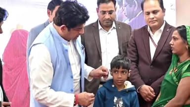 गोरखपुर: बीआरडी मेडिकल कॉलेज के नए सीआरसी भवन के उद्घाटन कार्यक्रम में शामिल हुए सदर सांसद रवि किशन